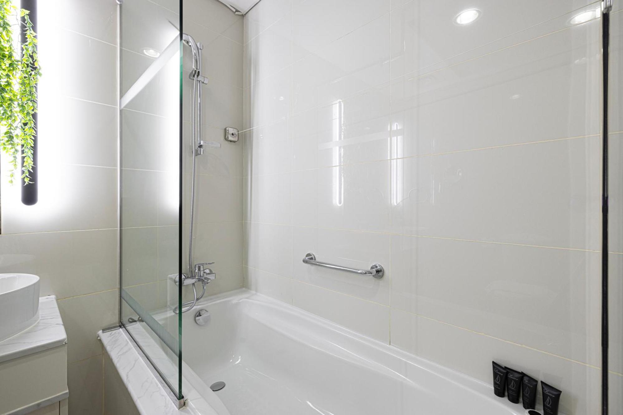 Damac Maison Mall Street 2 Bedroom Upgraded Apartment *